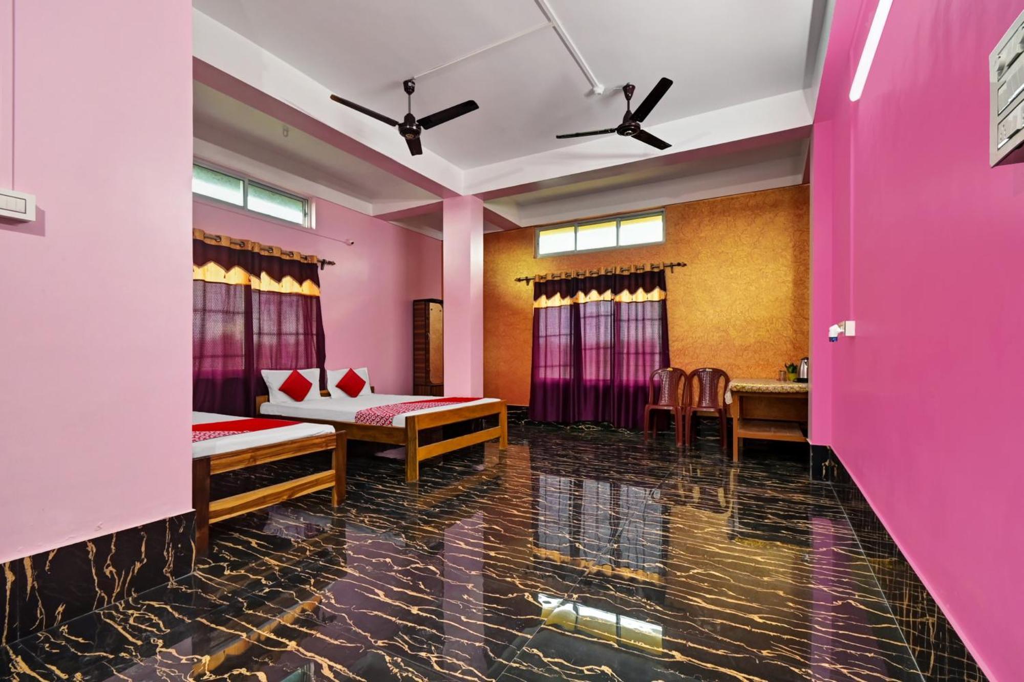 غاواهاتي Oyo Flagship The Brahmaputra Homestay المظهر الخارجي الصورة