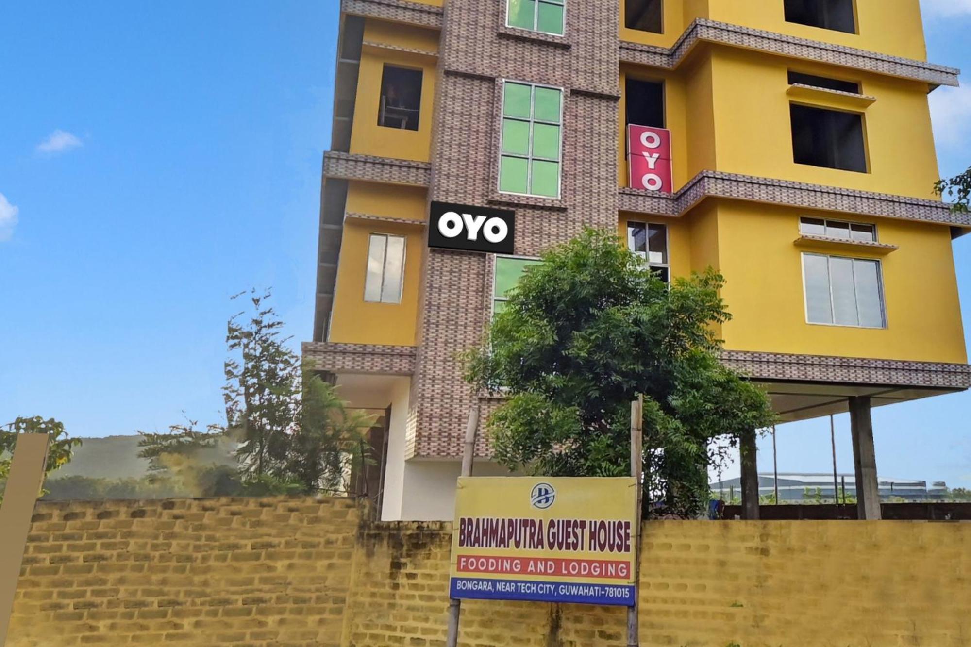 غاواهاتي Oyo Flagship The Brahmaputra Homestay المظهر الخارجي الصورة