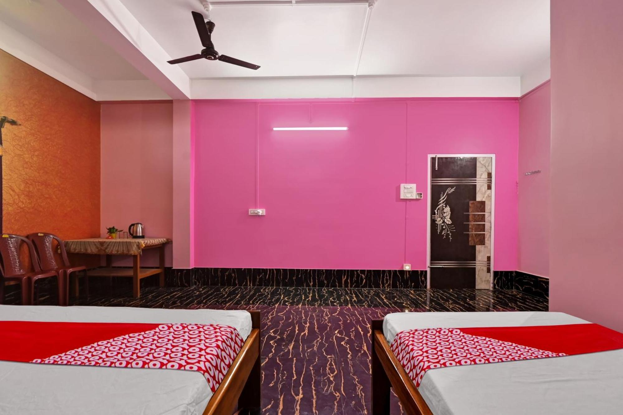 غاواهاتي Oyo Flagship The Brahmaputra Homestay المظهر الخارجي الصورة